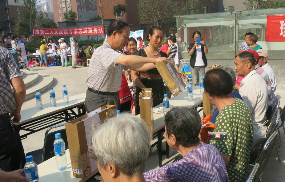 QQͼ20130909185528.jpg