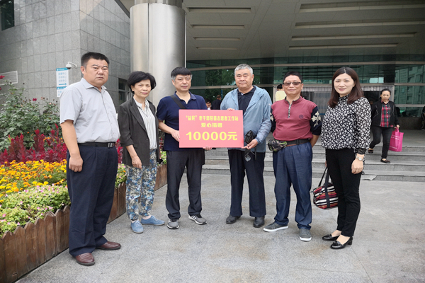 1569813136130351.jpg 4.jpg